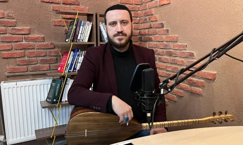 Sanatçı Çağlar 'Enstrüman insana sabrı öğretir'