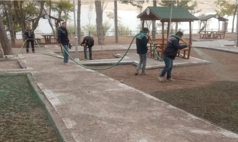 Sarımsaklı Barajı Mesire Alanı'nda Yenileme Çalışmaları Devam Ediyor