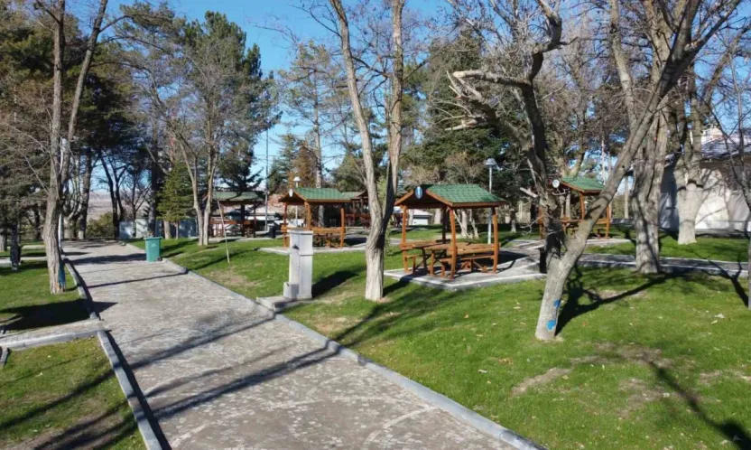 Sarımsaklı Barajı Mesire Alanı Yenilendi: Doğa Dostu Cazibe Merkezi