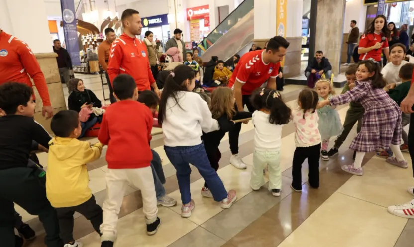 Spor A.Ş.'nin spor etkinlikleri AVM'lere taştı