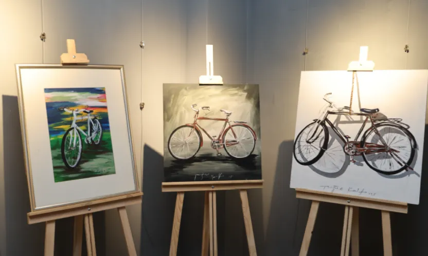 Su Galerisinde Sanat Ve Bisiklet Buluşması