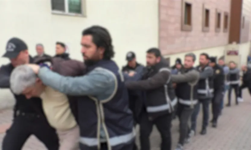 Suç örgütlerine yönelik operasyonda 4 kişi tutuklandı