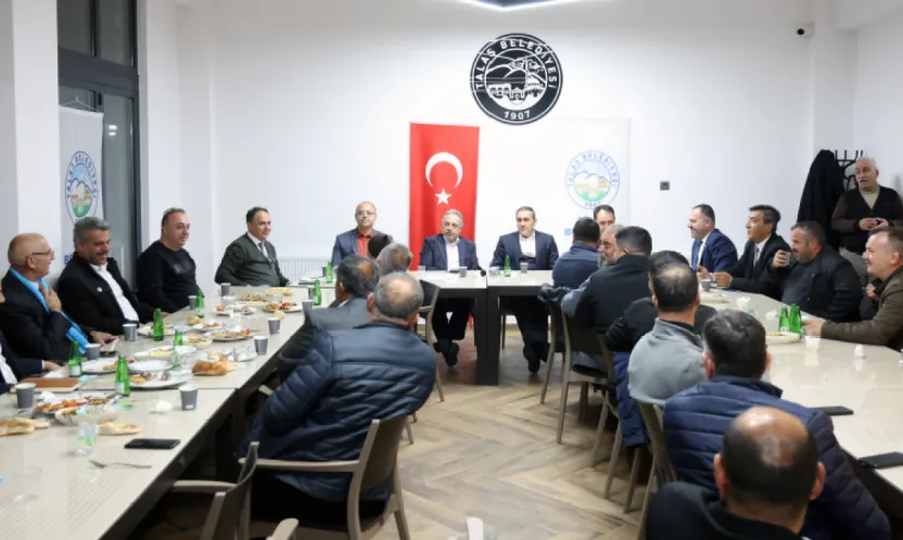 Talas'ta Muhtarlar Akçakaya'da Buluştu