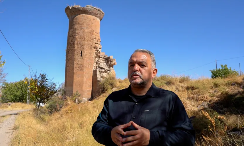 Tarihçi Cingil, sadece minaresi ayakta kalan camiyi anlattı