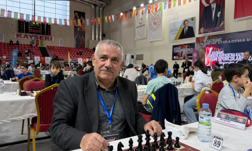 Türkiye Satranç Kupası'nın 67 yaşındaki en yaşlı sporcusu Şanlı: 'Gelecek için çok ümitliyim'