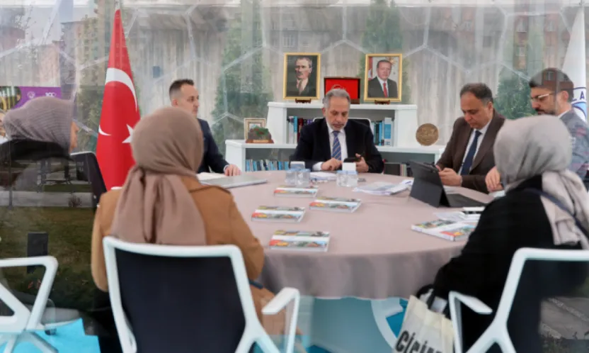 Ulaşılabilir Başkan'ın Şeffaf Odası İki yüzüncü Haftasında